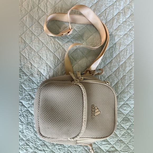 Adidas Airmesh Convertible Mini Backpack Crossbody Bag - Picture 1 of 7